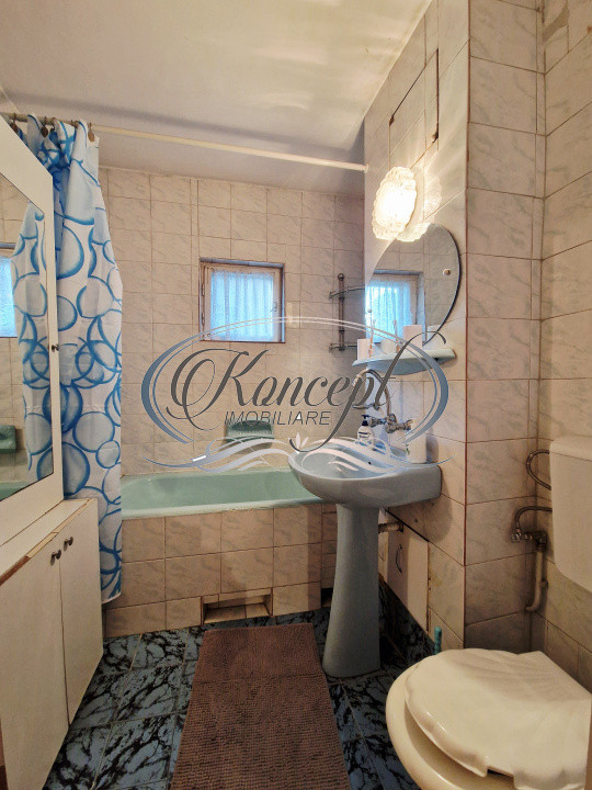 Apartament spatios, luminos cu 2 balcoane inchise in Manastur, zona Big