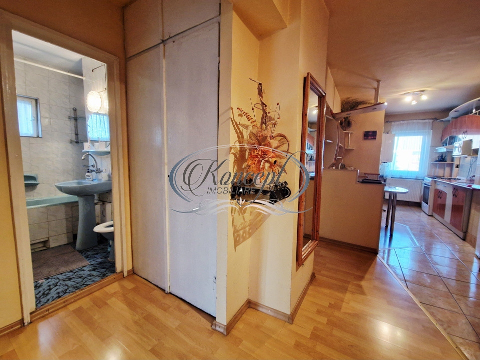 Apartament spatios, luminos cu 2 balcoane inchise in Manastur, zona Big