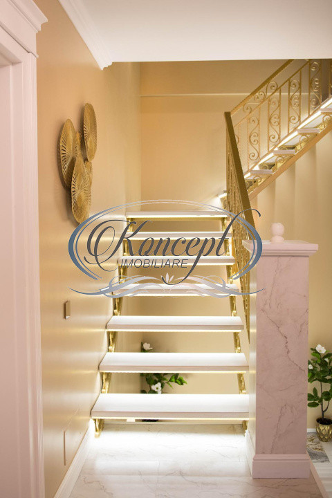 Duplex cu finisaje de Lux si cu piscina