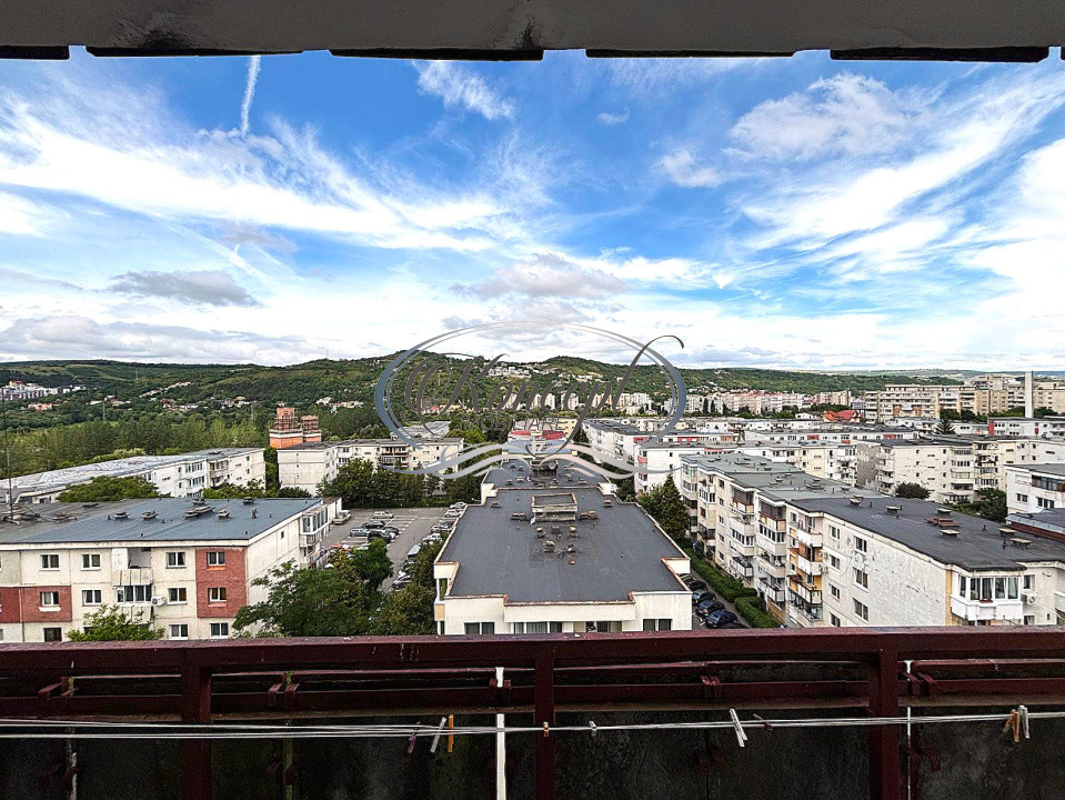 Apartament spatios si luminos cu priveliste spre oras, zona OMV Manastur