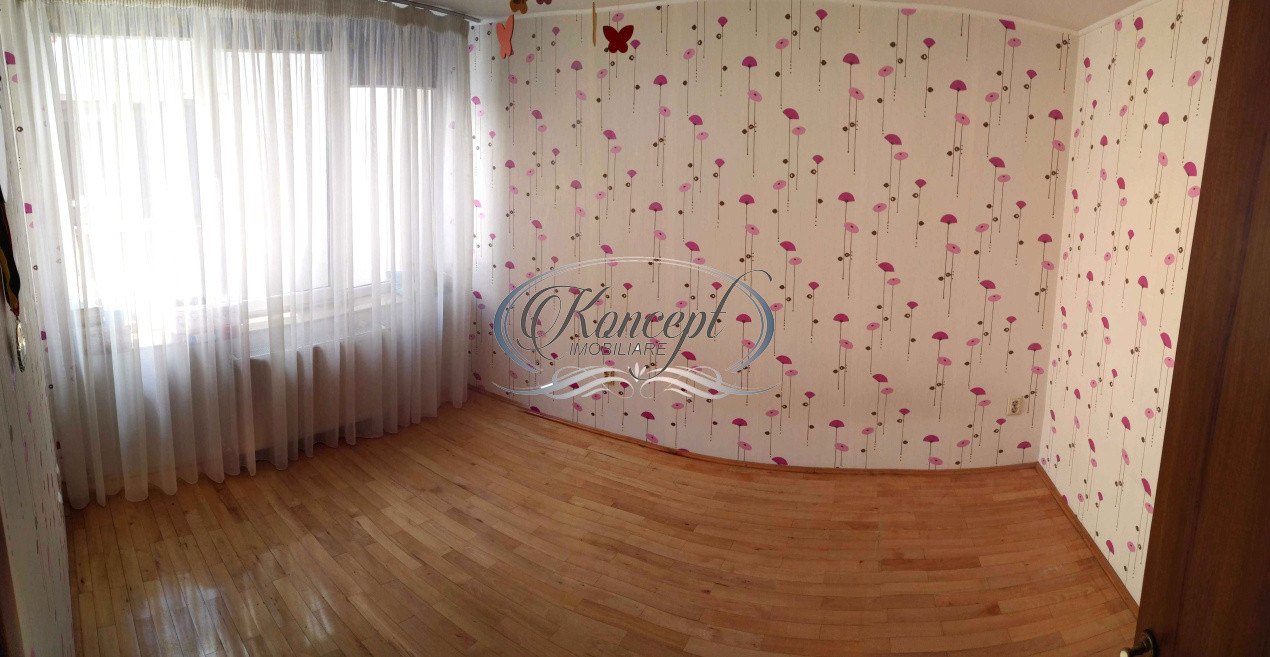 Casa frumoasa cu garaj si curte proprie in Buna Ziua