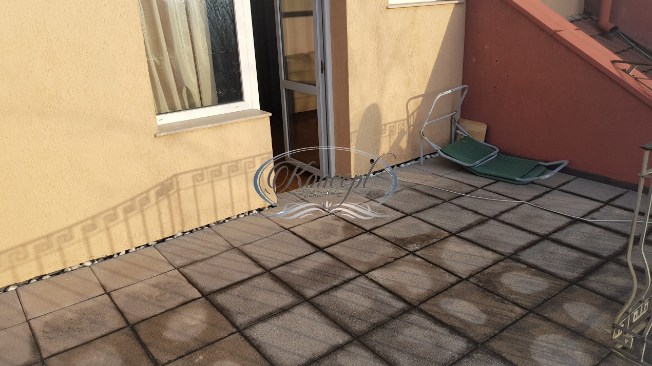 Casa frumoasa cu garaj si curte proprie in Buna Ziua