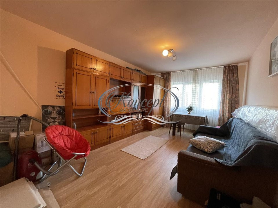 Apartament 2 camere, in zona UMF