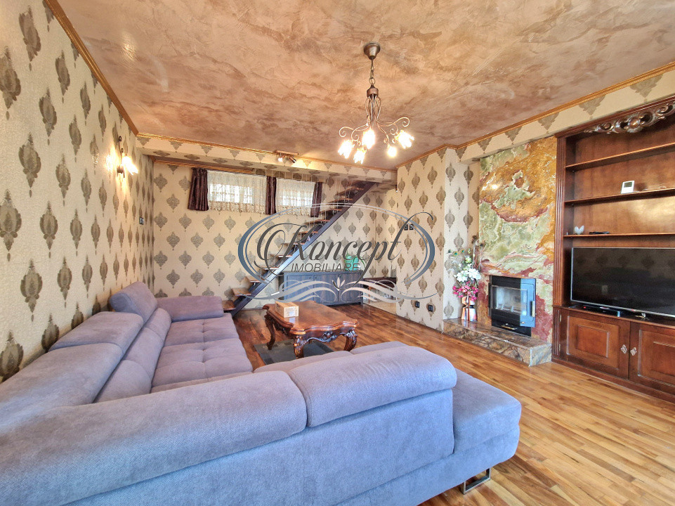 Apartament spatios pe doua niveluri in zona Semicentrala