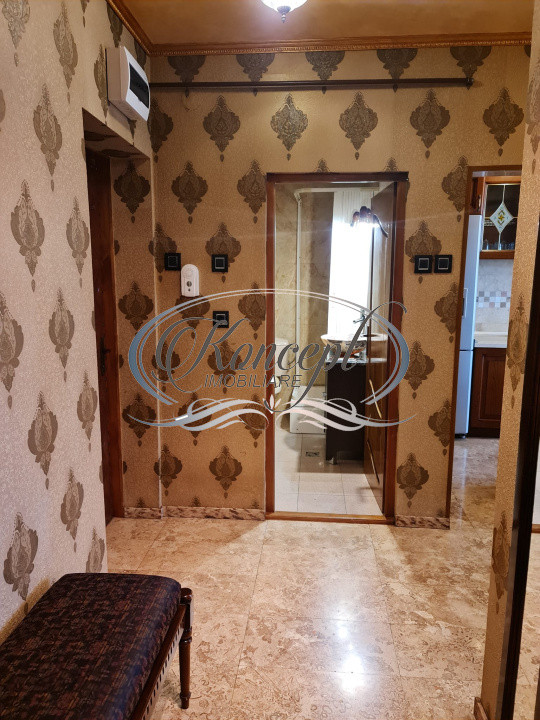 Apartament spatios pe doua niveluri in zona Semicentrala
