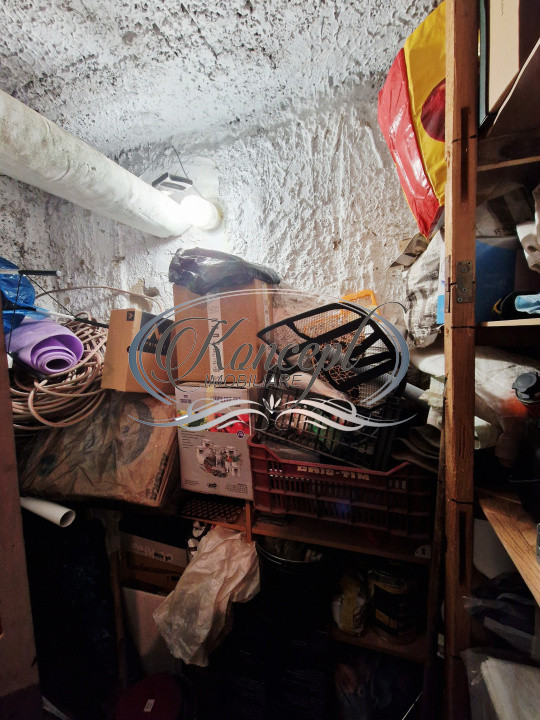 Apartament spatios cu balcon inchis si beci in Manastur zona Supeco