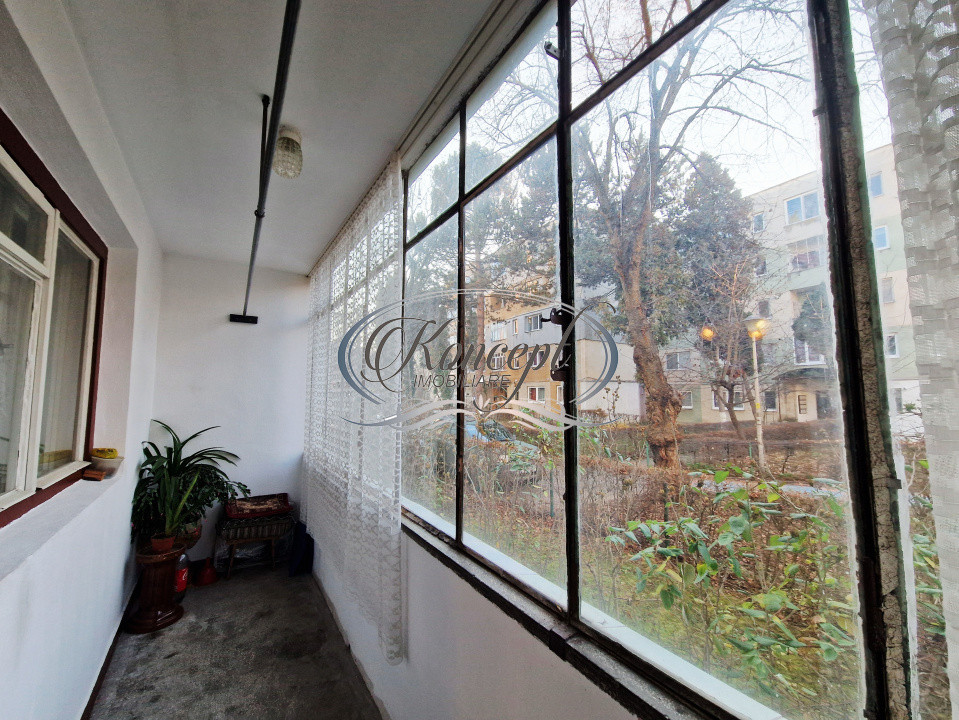 Apartament spatios cu balcon inchis si beci in Manastur zona Supeco