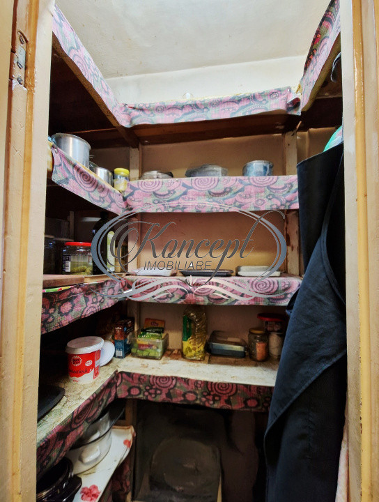 Apartament spatios cu balcon inchis si beci in Manastur zona Supeco