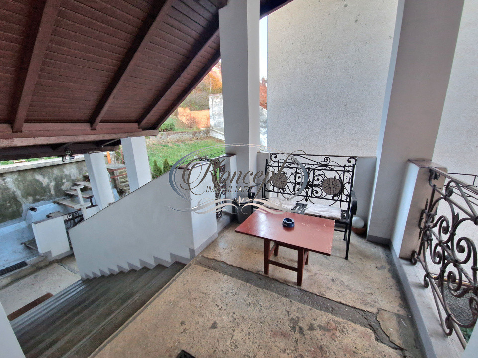 Apartament cu gradina si atmosfera boema, zona Semicentrala