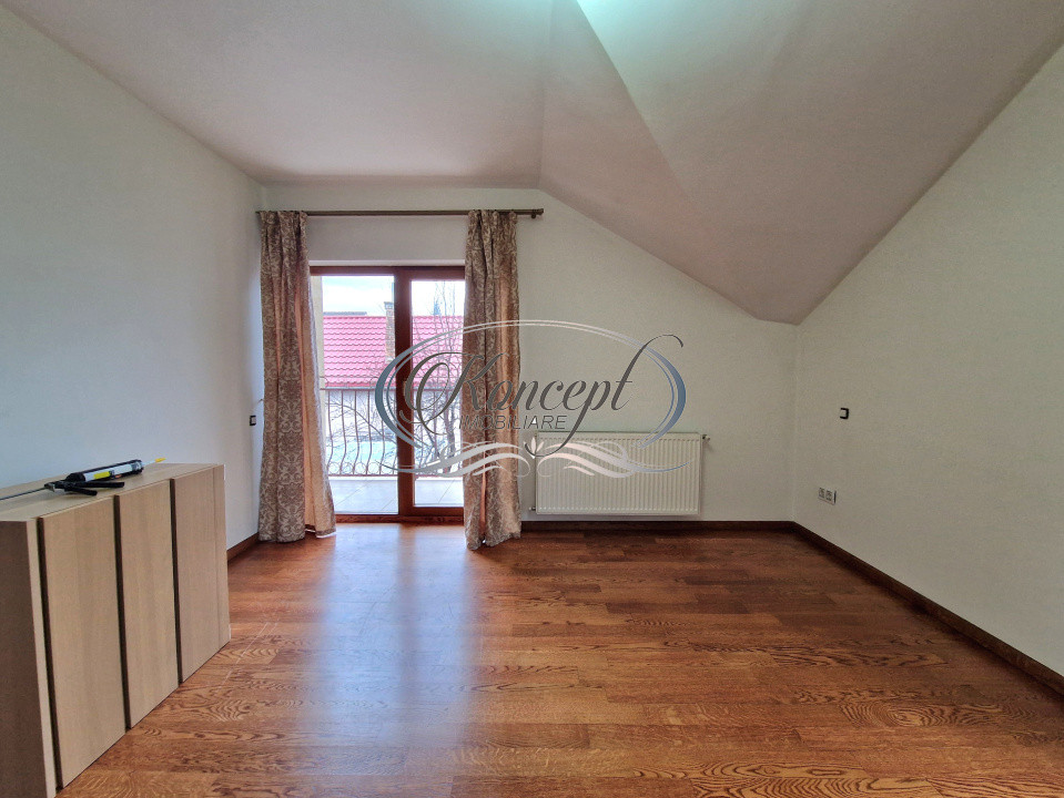 Casa individuala cu gradina si 5 locuri de parcare, cartier Europa