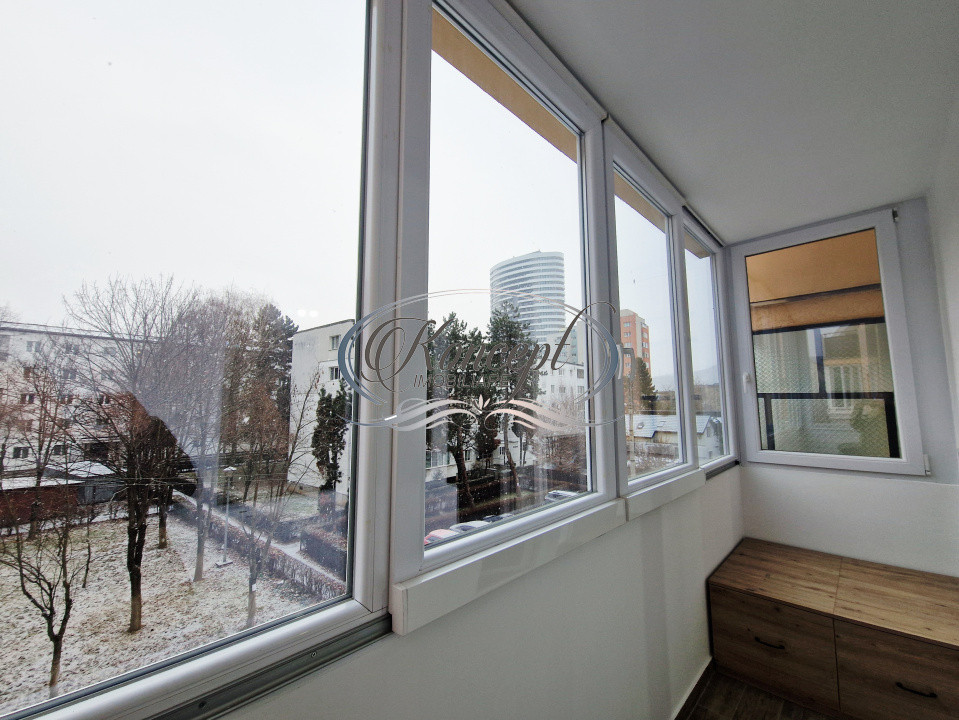 Apartament cu 2 balcoane in Manastur, zona Piata Flora