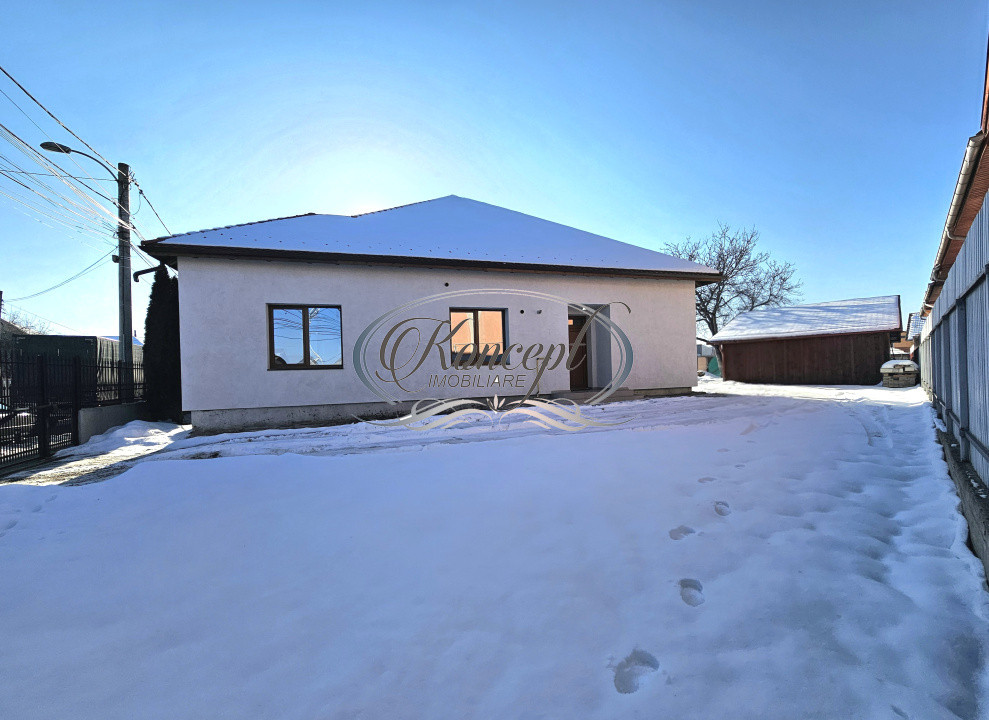 Casa moderna cu curte generoasa in Someseni