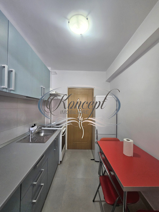 Locuinta moderna renovata recent cu parcare inclusa in Floresti