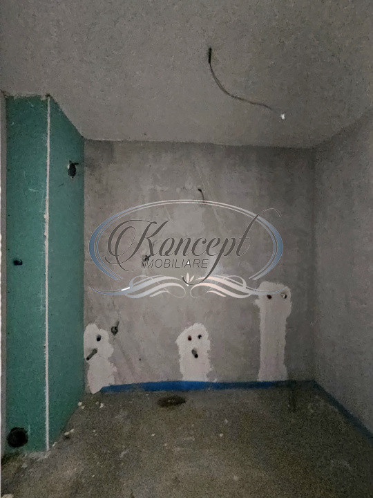 Locuinta noua cu balcon generos si parcare in Floresti Eroilor