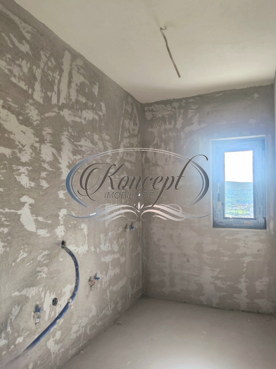 Apartament in imobil tip vila, Baciu