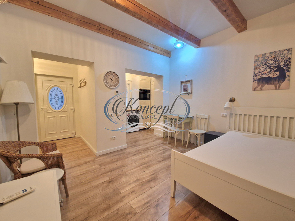 Apartament modern cu parcare, pe strada Horea