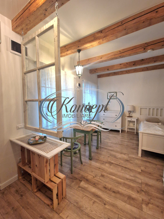 Apartament modern cu parcare, pe strada Horea