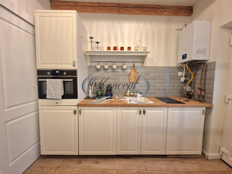 Apartament modern cu parcare, pe strada Horea