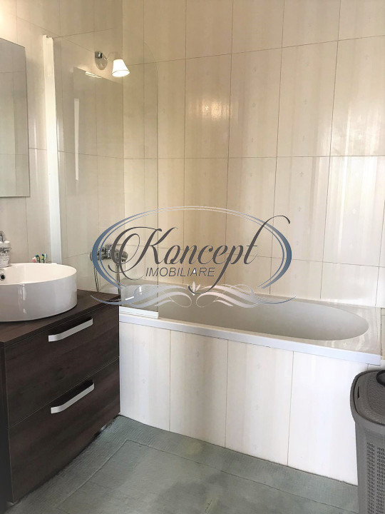 Apartament cu 3 camere si parcare in Zorilor