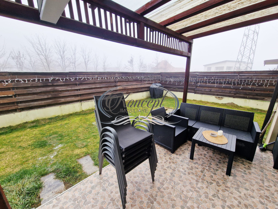 Casa cu curte in Faget