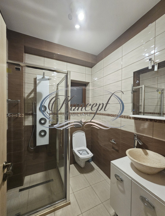 Casa spatioasa cu gradina privata aproape de strada Campului