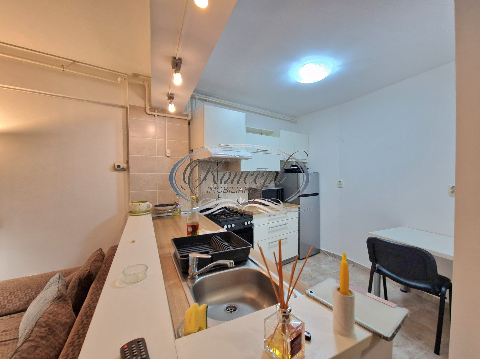 Apartament mobilat complet, zona Platinia