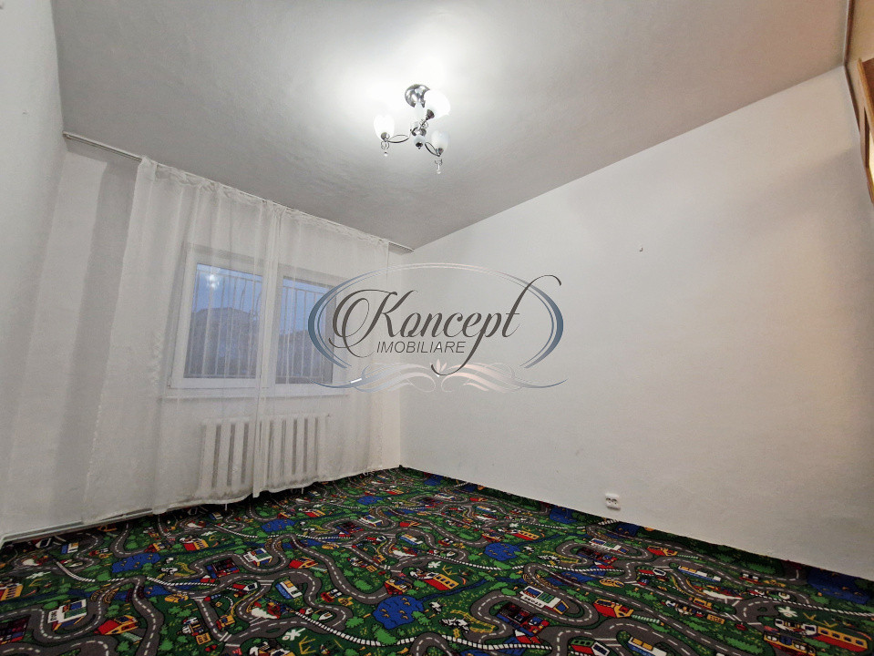 Apartament decomandat, zona Sigma