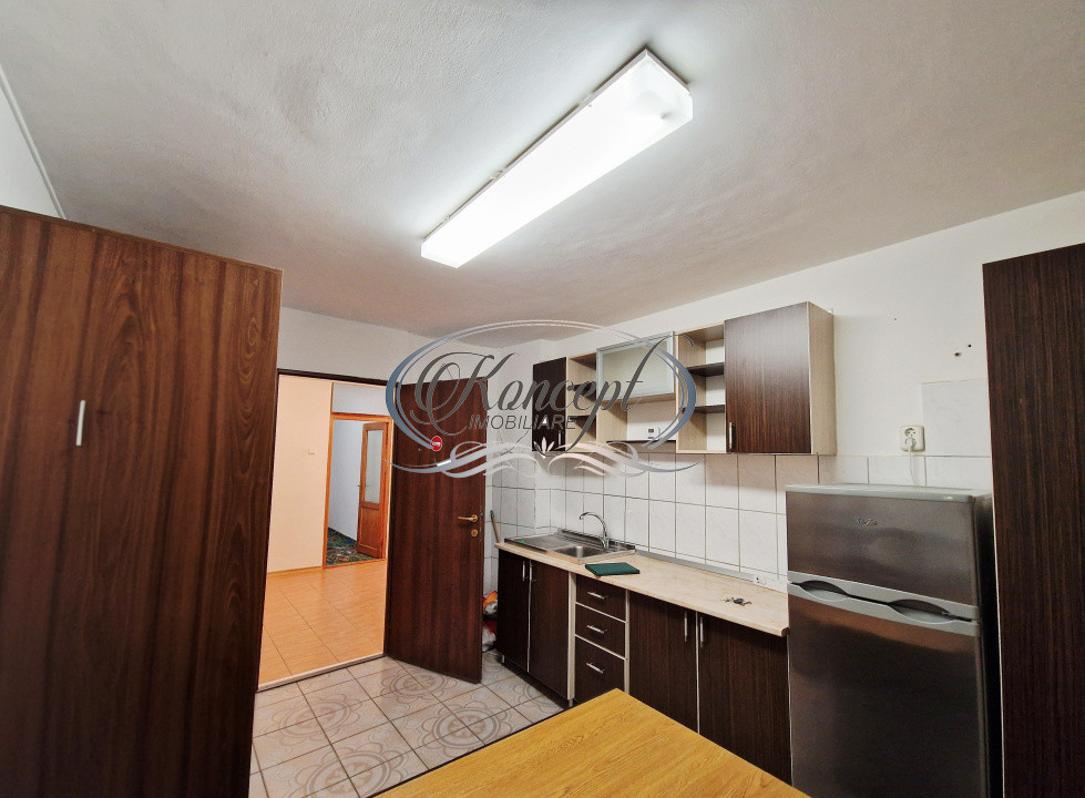 Apartament decomandat, zona Sigma