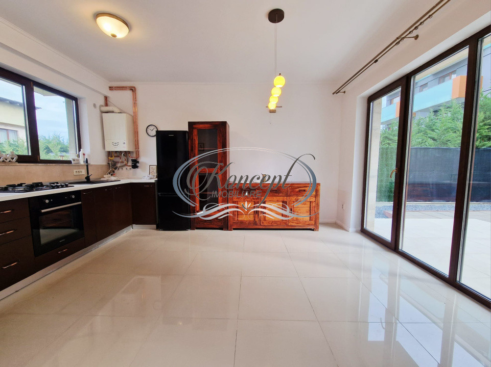 Casa finisata in cartierul Borhanci