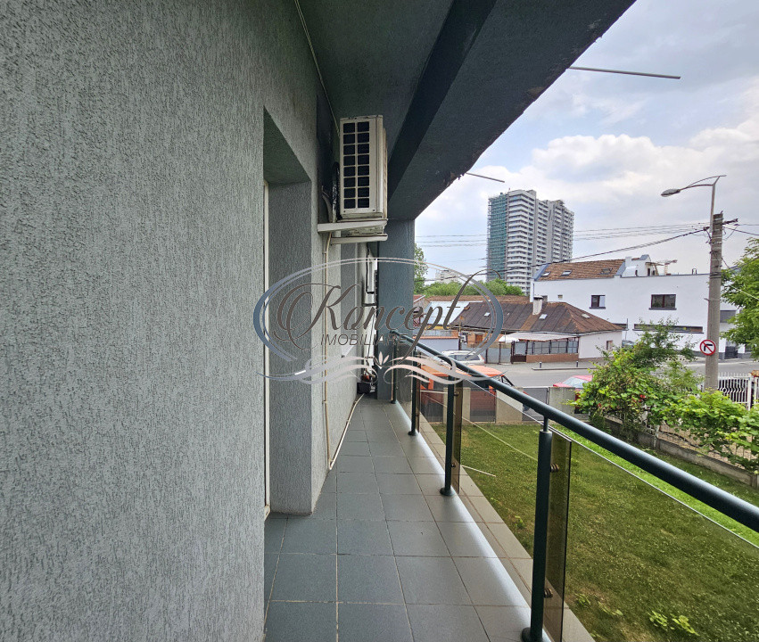 Imobil versatil cu vizibilitate pe strada principala, zona Semicentrala