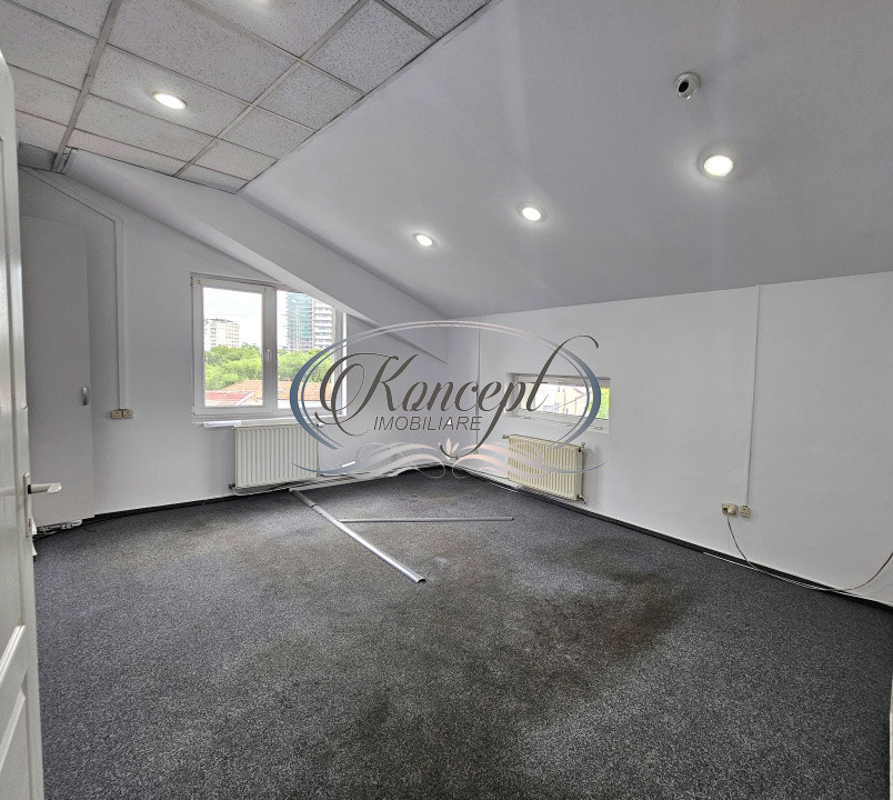 Imobil versatil cu vizibilitate pe strada principala, zona Semicentrala