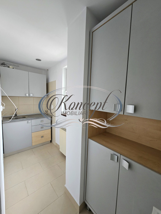 Imobil versatil cu vizibilitate pe strada principala, zona Semicentrala