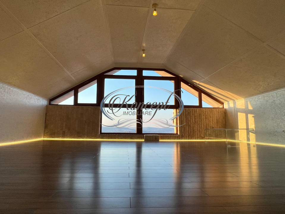 Penthouse cu garaj, 2 parcari si mansarda in Zorilor