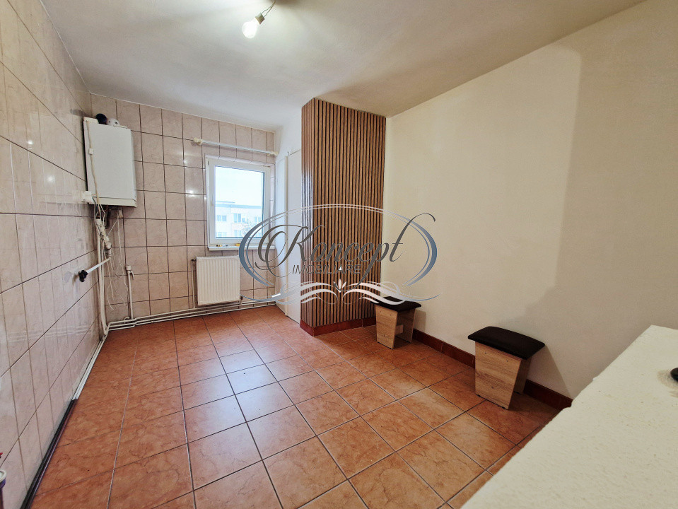 Apartament, decomandat cu 2 bai in Manastur, str. Brates