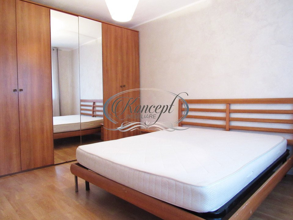 Apartament la etaj intermediar in Piata Marasti