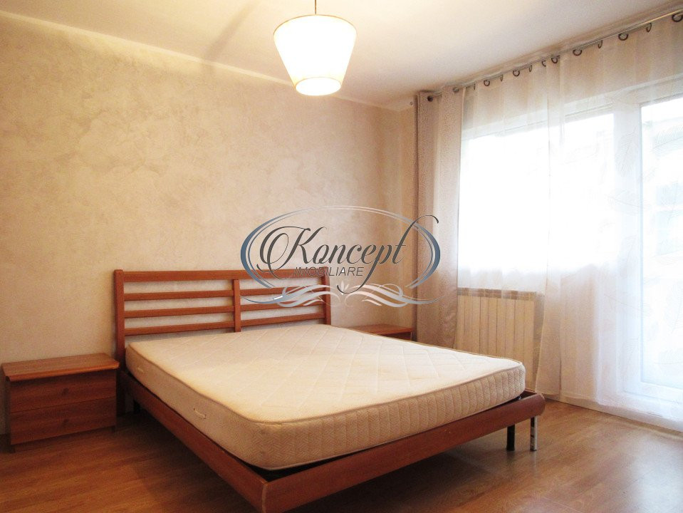 Apartament la etaj intermediar in Piata Marasti