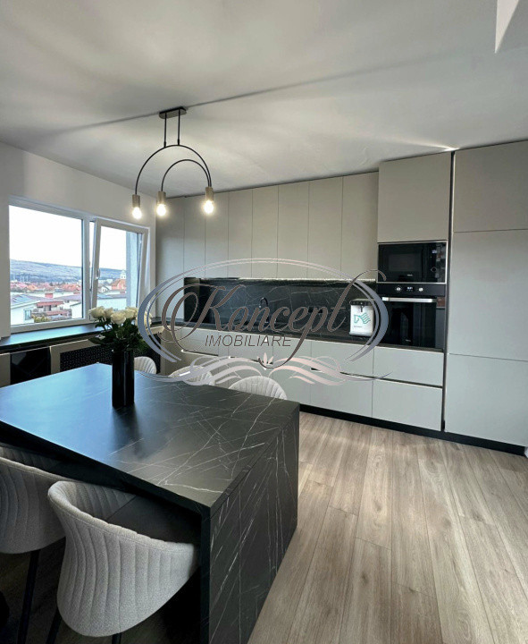 Apartament la cheie cu 2 parcari in Floresti