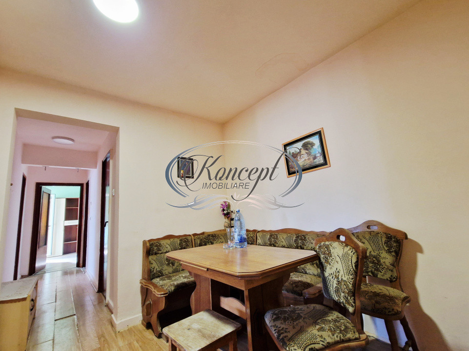 Apartament cu potential, orientare sud-est, 2 balcoane, zona Parang 