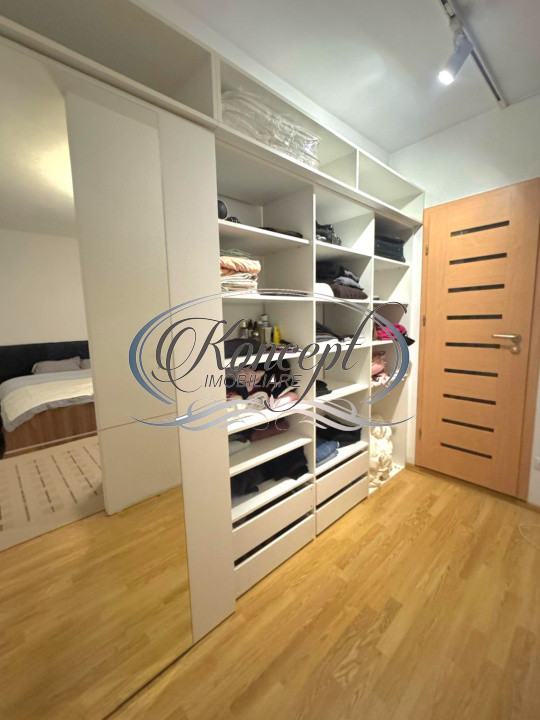 Apartament cu balcon si garaj pe strada Bistritei