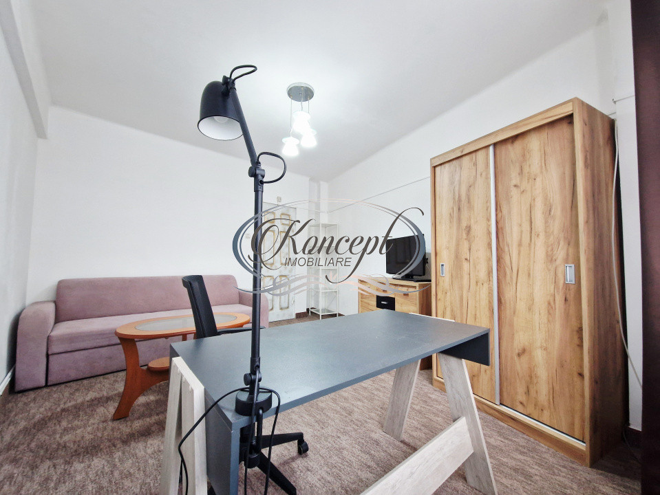 Apartament decomandat, zona Facultatii de Litere