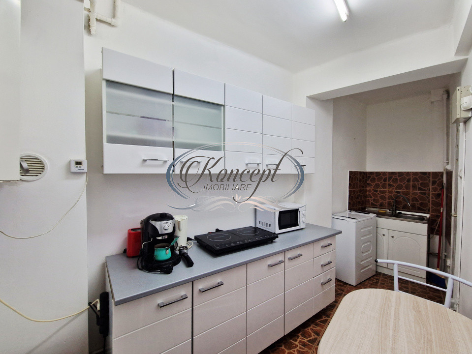 Apartament decomandat, zona Facultatii de Litere