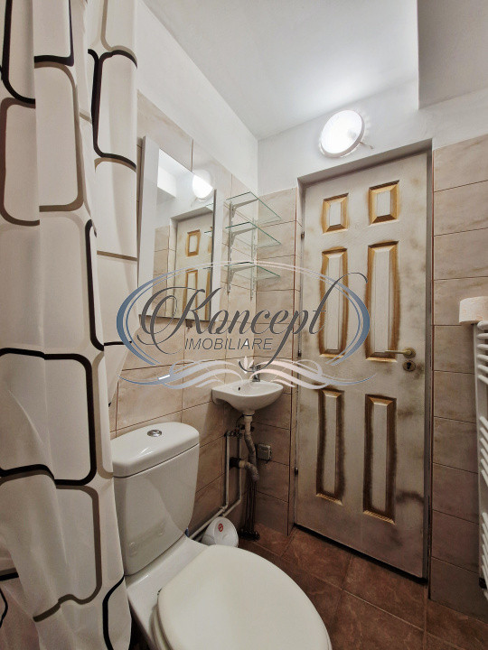 Apartament decomandat, zona Facultatii de Litere