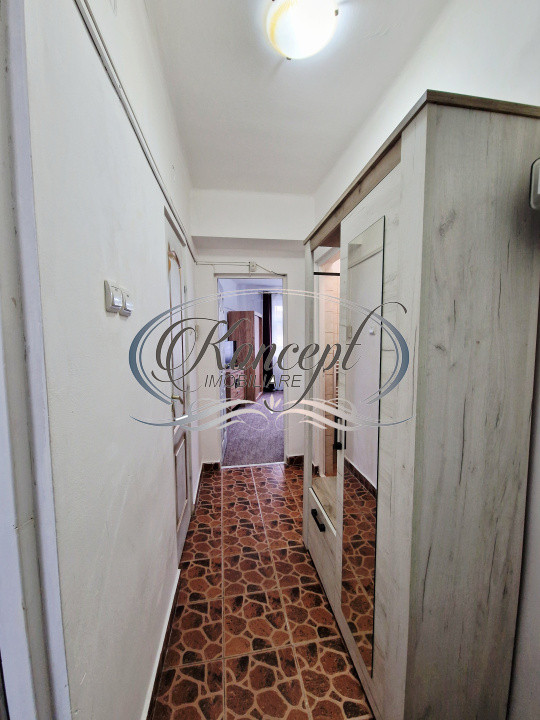 Apartament decomandat, zona Facultatii de Litere