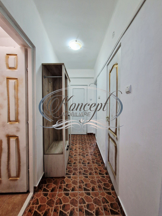 Apartament decomandat, zona Facultatii de Litere