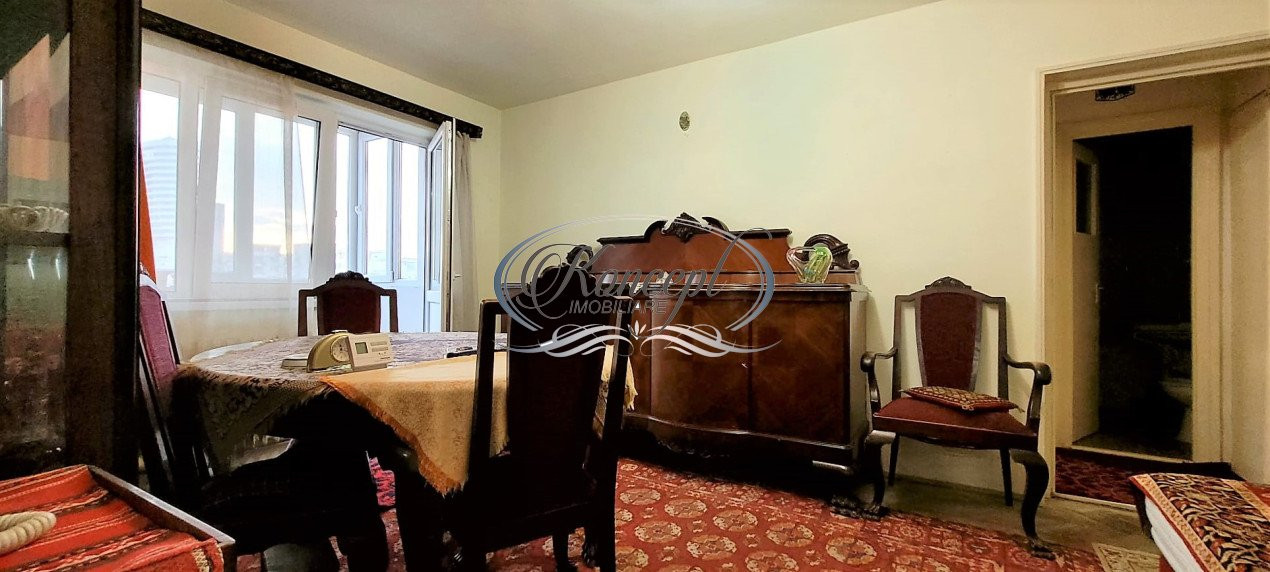 Apartament la etaj itermediar, zona Piata Flora