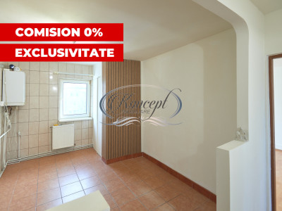 Apartament decomandat cu 2 bai,  str. Brates