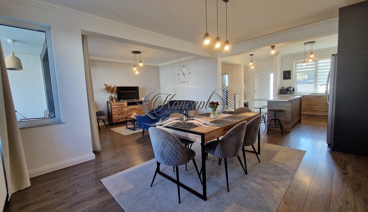 Duplex elegant cu 3 dormitoare si curte generoasa in Voronet