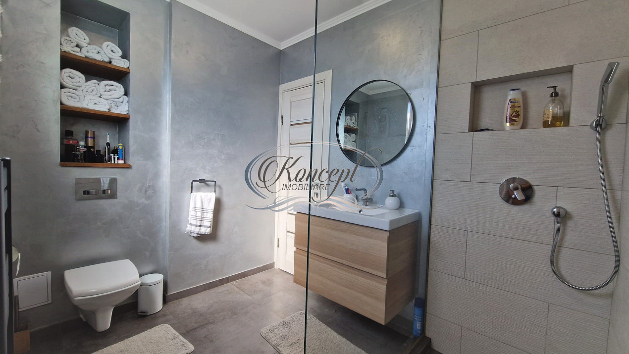 Duplex elegant cu 3 dormitoare si curte generoasa in Voronet