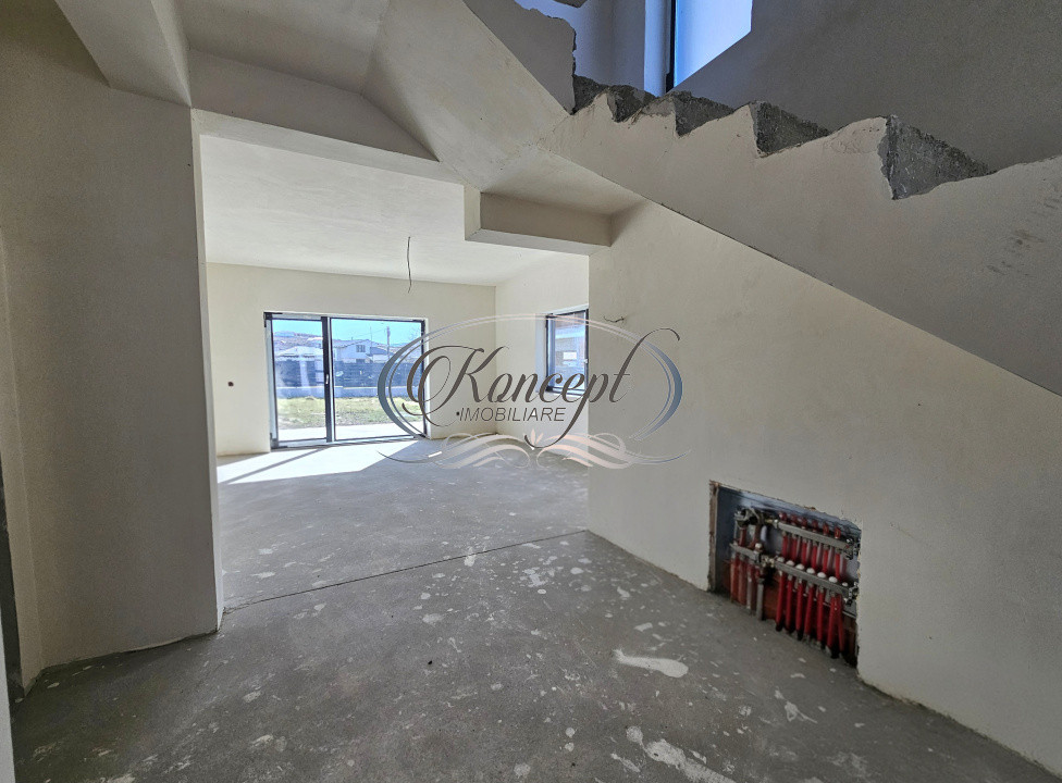 Locuinta moderna cu design cubic si curte plana in Dezmir