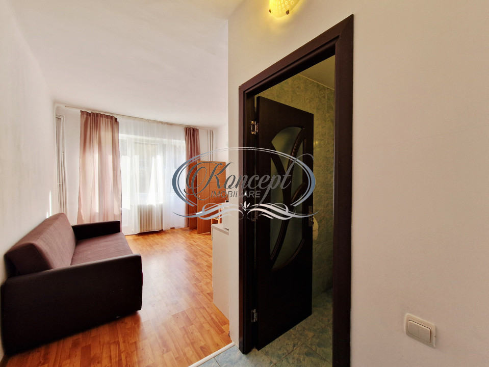 Garsoniera luminoasa in Gruia, aproape de stadionul CFR